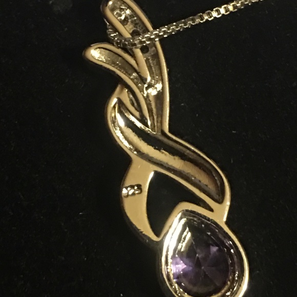 💎1 LEFT💎COLOR PENDENT AND BOX CHAIN - Picture 6 of 7